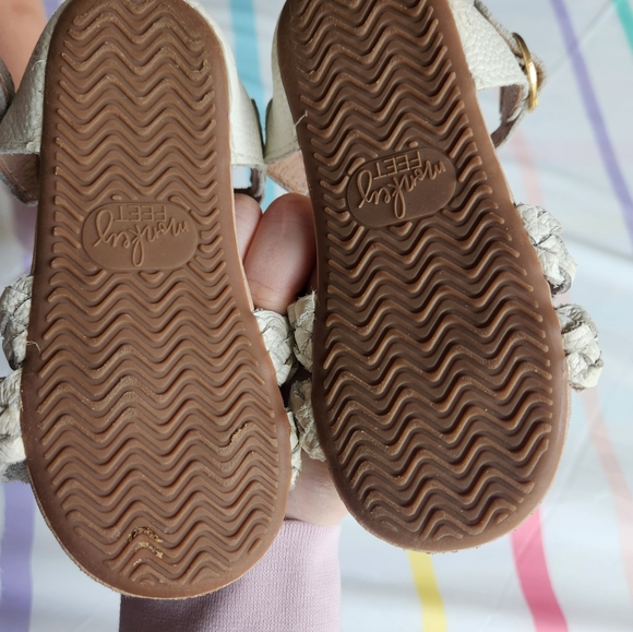 Monkey Feet white toddler girl sandals size 18/24m or 6 - Picture 2 of 3